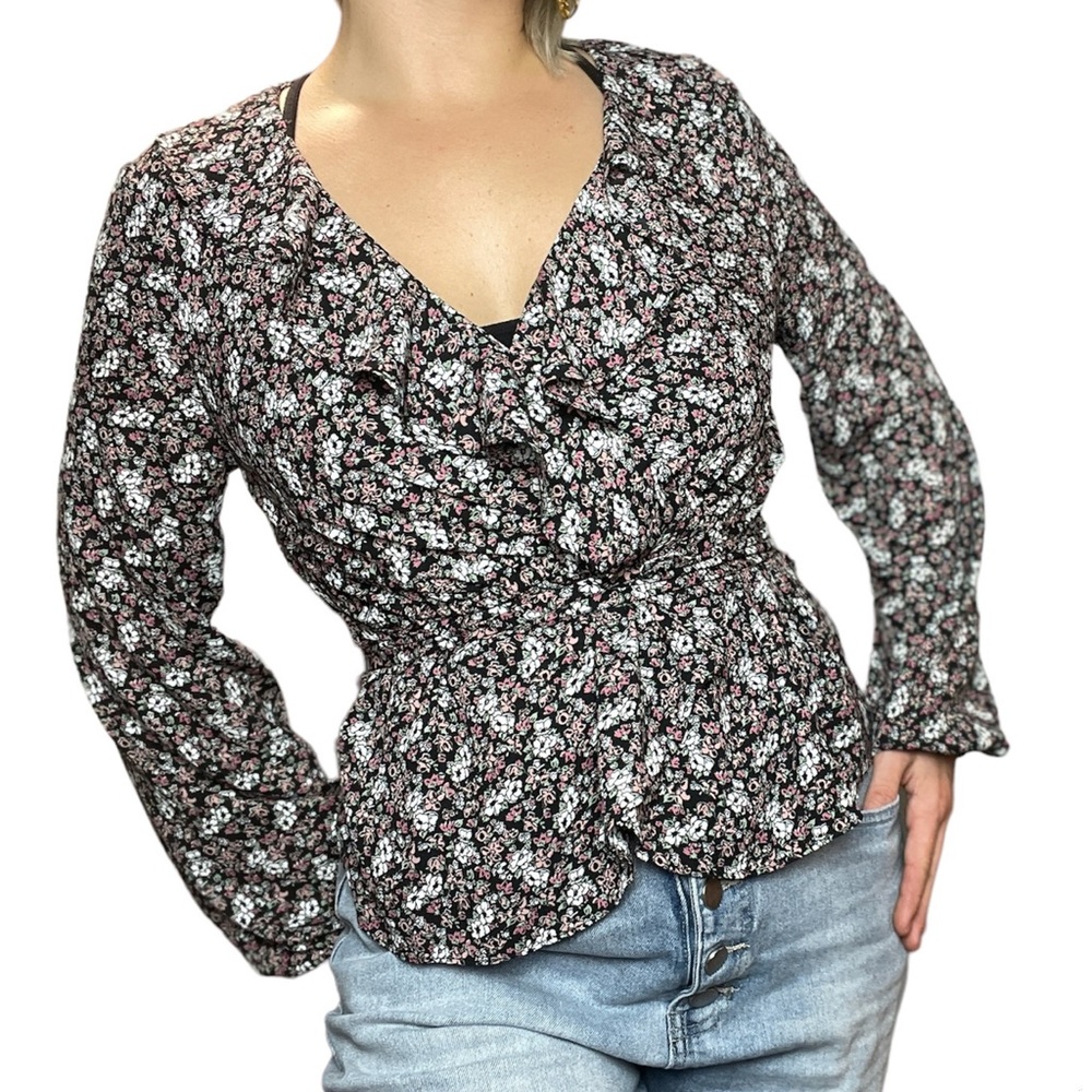 Floral Blouse Long Sleeve Boho Ruffle V Neck Top size Medium | Max Studio NWT
